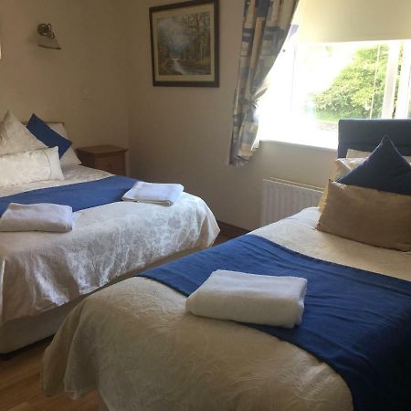 Teach Na Coiribe B&B Castlegar エクステリア 写真