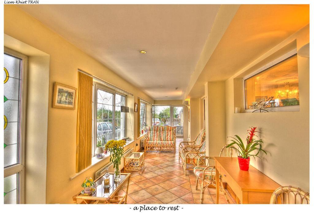 Teach Na Coiribe B&B Castlegar エクステリア 写真